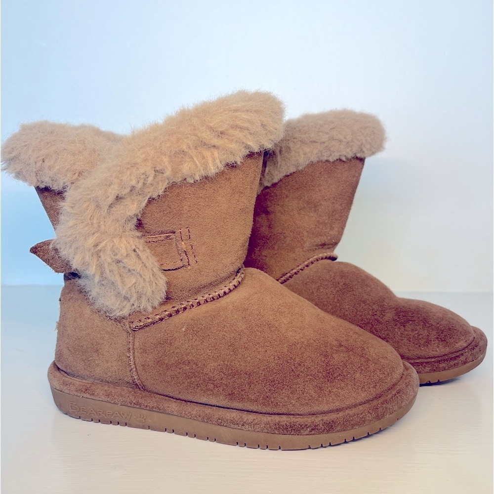 BearPaw Betsy Classic Youth Suede Boot slip on